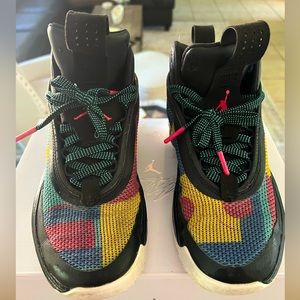 Nike Air Jordans good condition. Multicolor. Size 7 boys/men